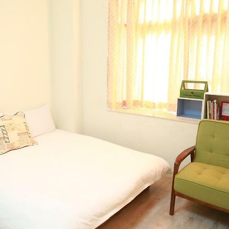 Flower Lane 650 Apartamento Tainan Exterior foto